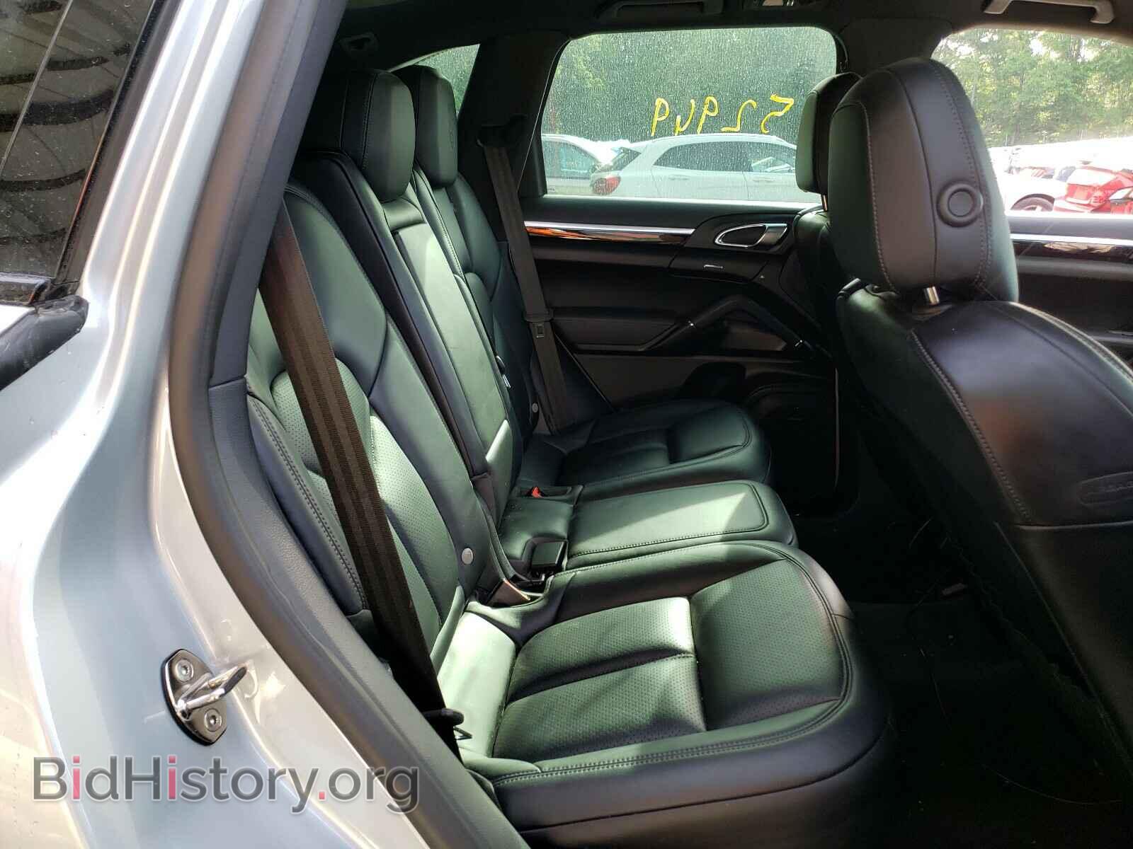 2017 PORSCHE CAYENNE - VIN: WP1AA2A21HKA85507 - Photo 6