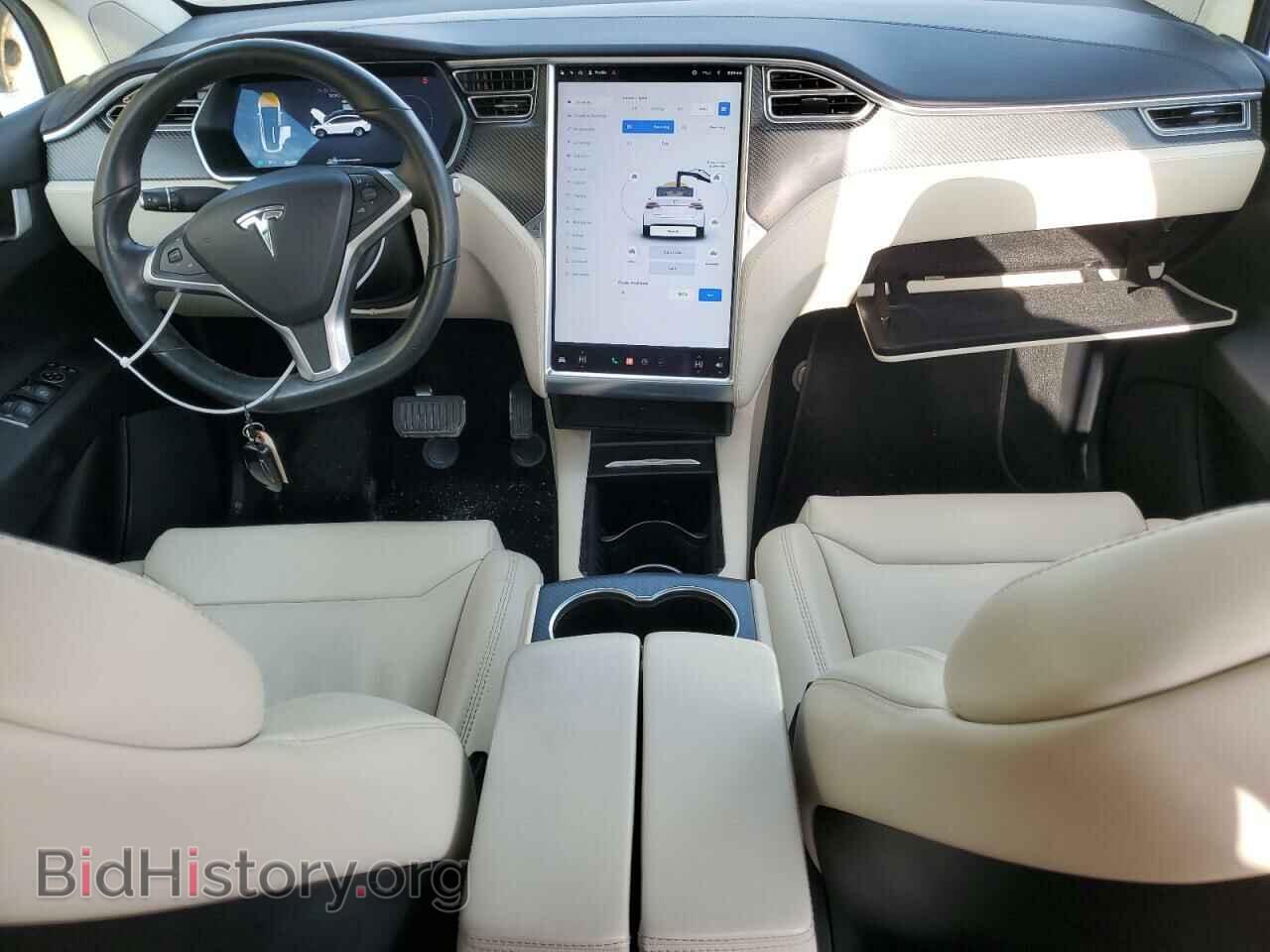 2017 TESLA MODEL X - VIN: 5YJXCAE20HF068009 - Photo 8
