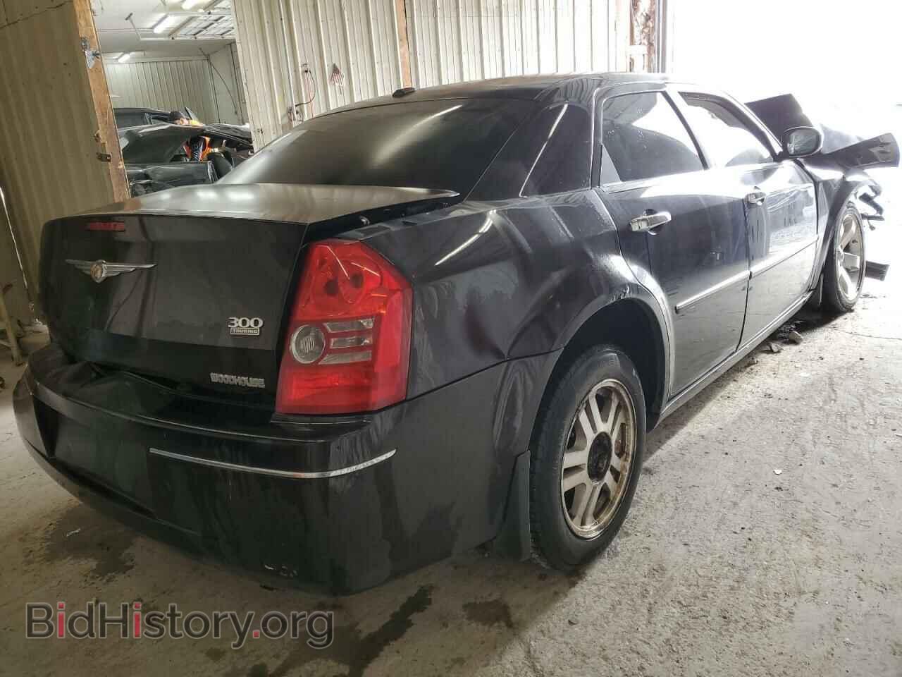 2010 CHRYSLER 300 - VIN: 2C3CA5CVXAH143375 - Фото 3