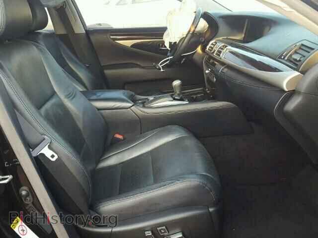 2013 LEXUS LS - VIN: JTHBL5EF4D5120885 - Photo 5
