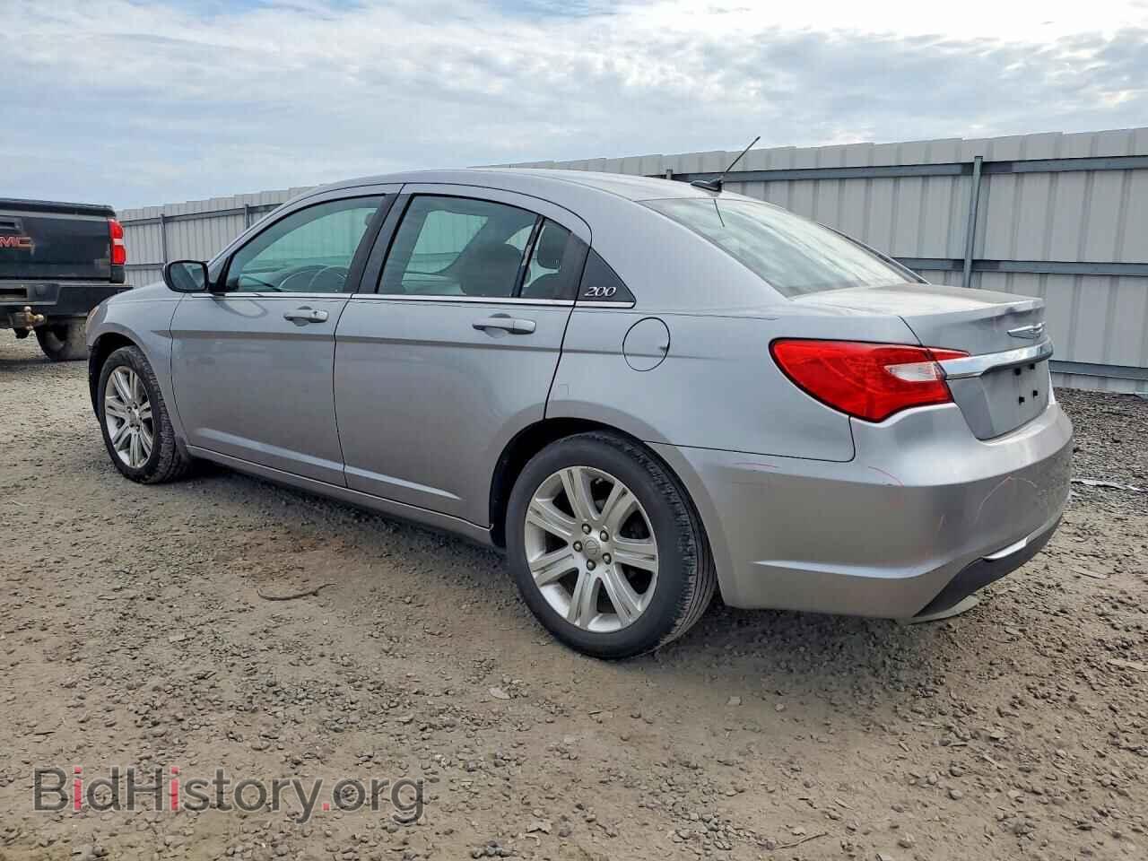 2013 CHRYSLER 200 - VIN: 1C3CCBBB9DN580215 - Фото 2