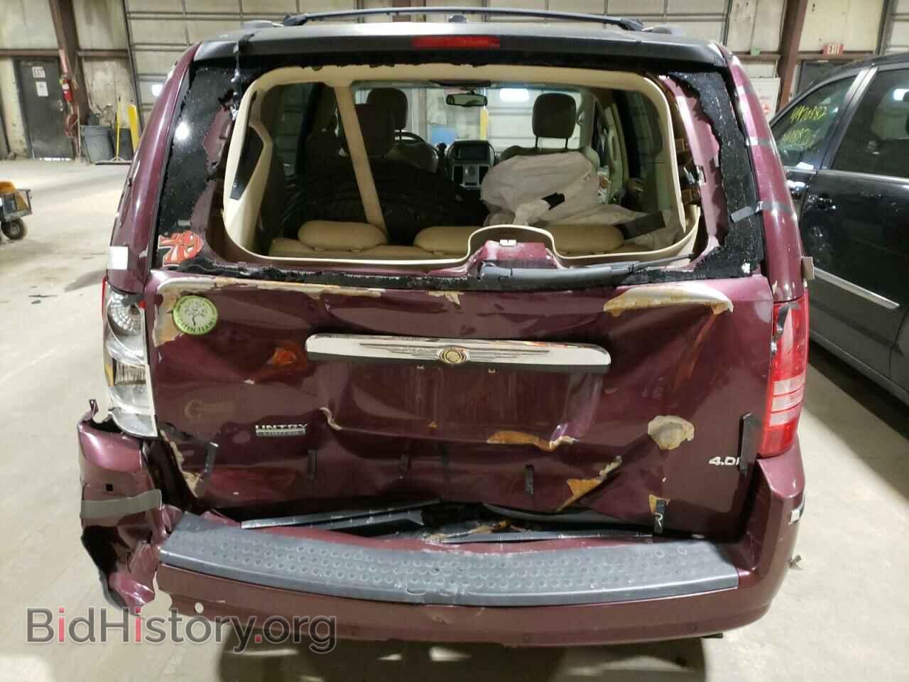 2008 CHRYSLER MINIVAN - VIN: 2A8HR64X88R662003 - Photo 9