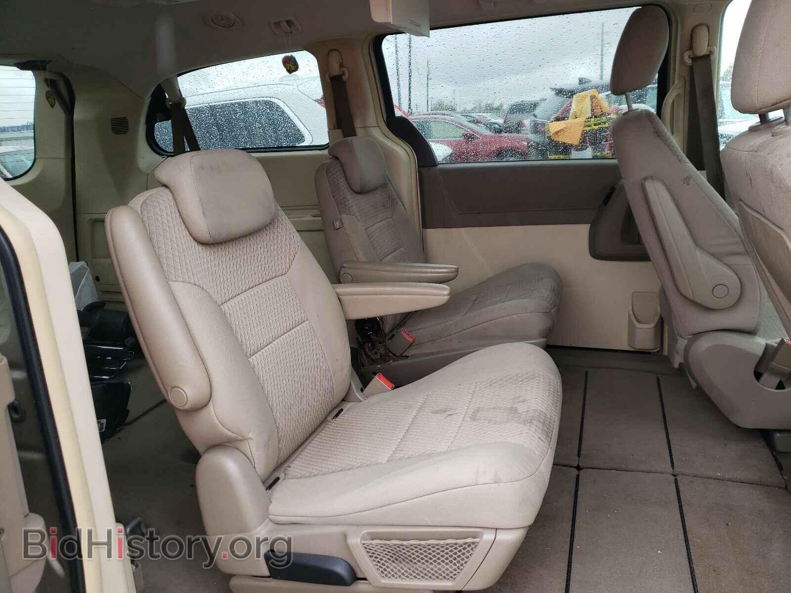 2008 CHRYSLER MINIVAN - VIN: 2A8HR54P38R650934 - Фото 6