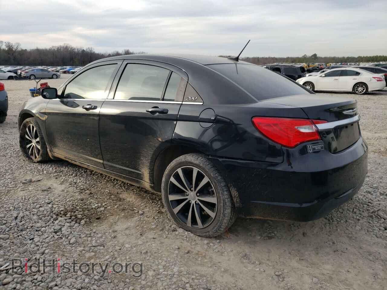 2013 CHRYSLER 200 - VIN: 1C3CCBBB9DN600074 - Photo 2