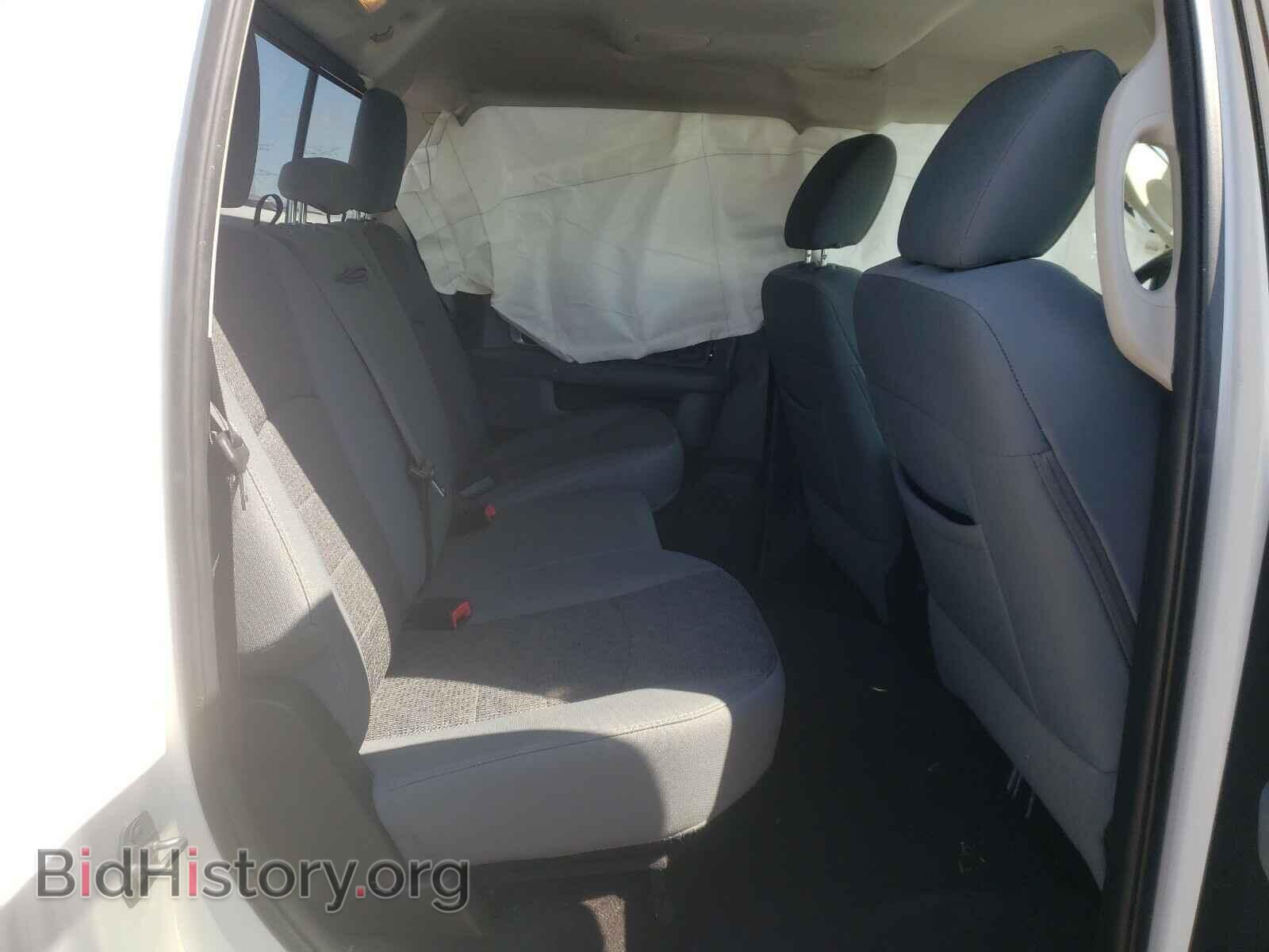 2017 RAM 1500 - VIN: 3C6RR7LT8HG524698 - Photo 6