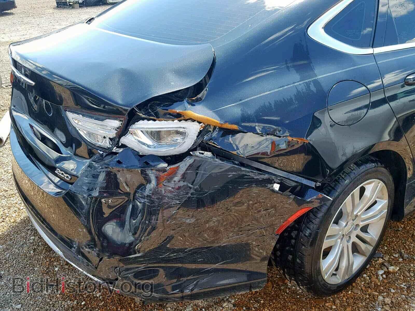 2016 CHRYSLER 200 - VIN: 1C3CCCAB5GN119010 - Photo 9