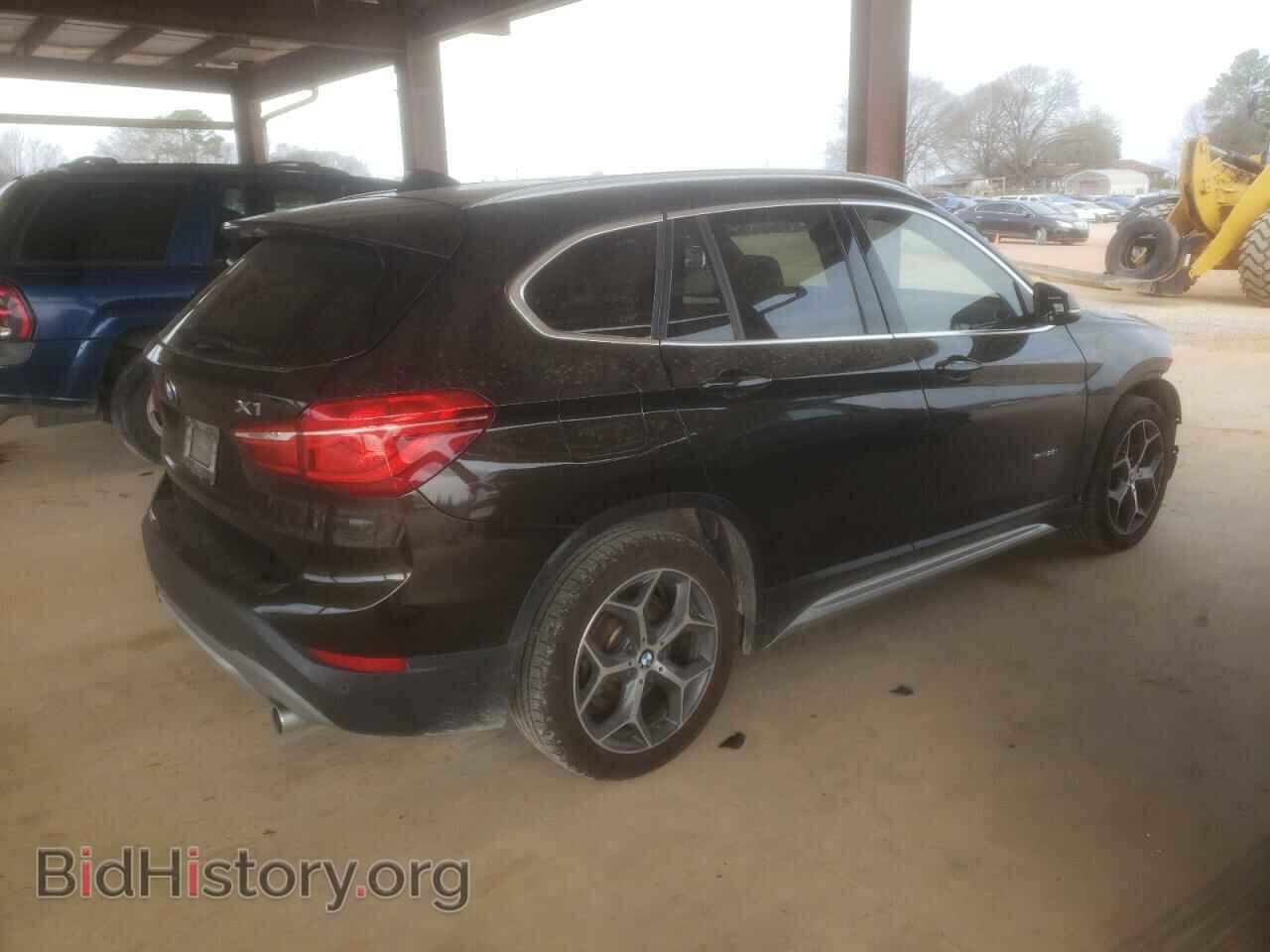 2016 BMW X1 - VIN: WBXHT3C31GP885735 - Фото 3