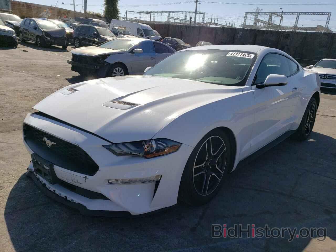 Photo 1FA6P8TH6J5157015 - FORD MUSTANG 2018