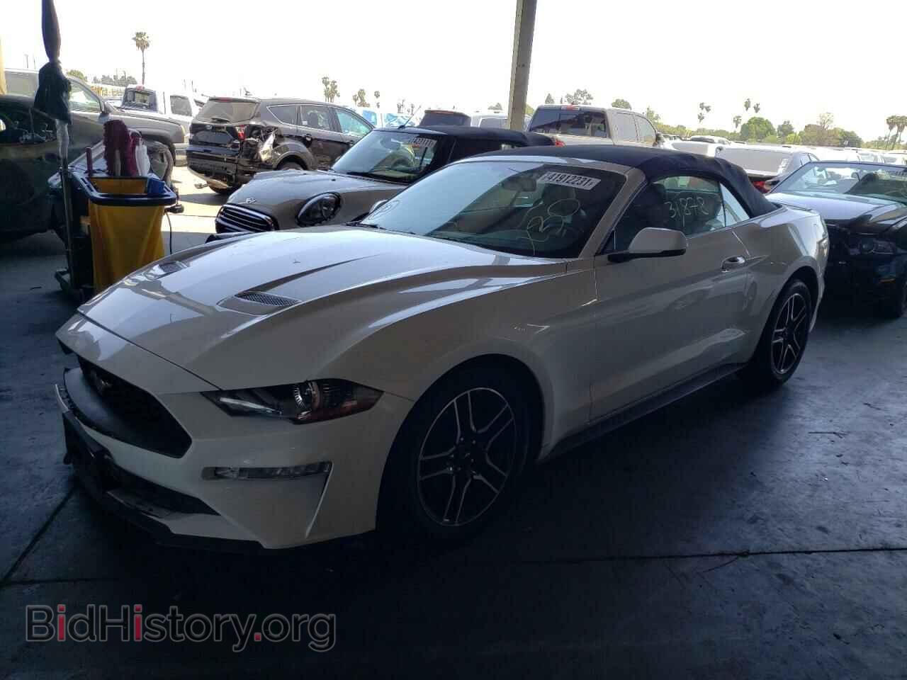 2018 FORD MUSTANG - VIN: 1FATP8UH5J5110320 - Фото 2
