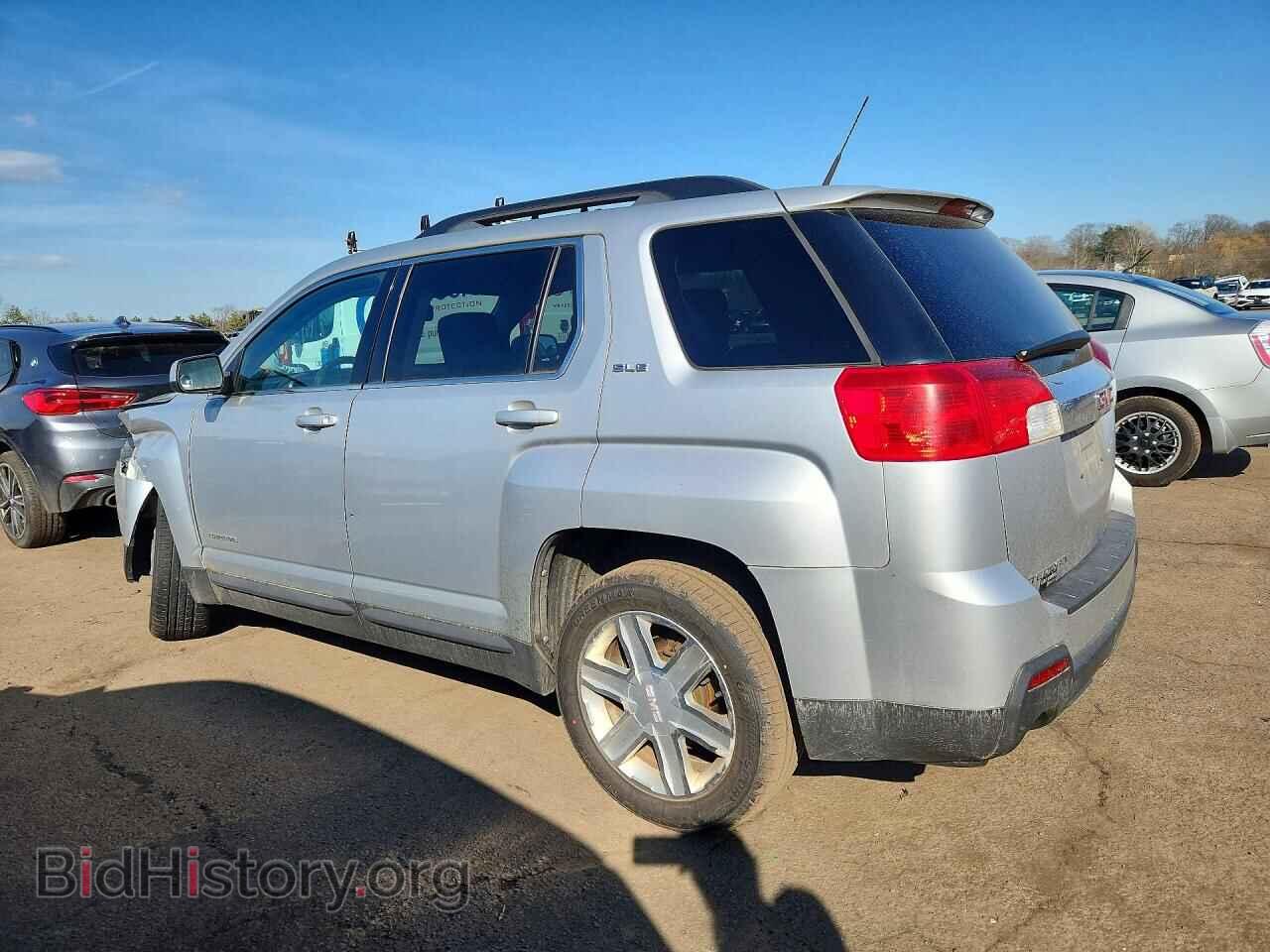 2011 GMC TERRAIN - VIN: 2CTFLTE59B6379375 - Фото 2