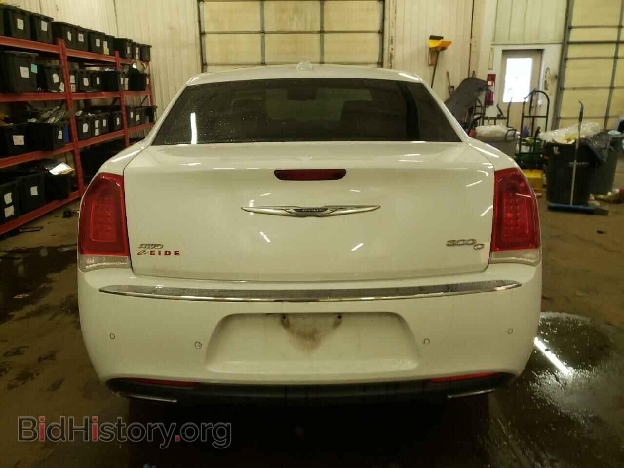 2015 CHRYSLER 300 - VIN: 2C3CCAKG0FH876449 - Фото 6