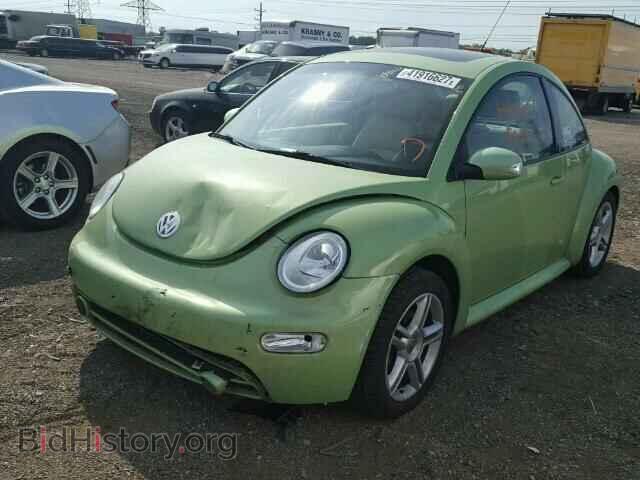 2005 VOLKSWAGEN BEETLE - VIN: 3VWCD31C15M413428 - Фото 2