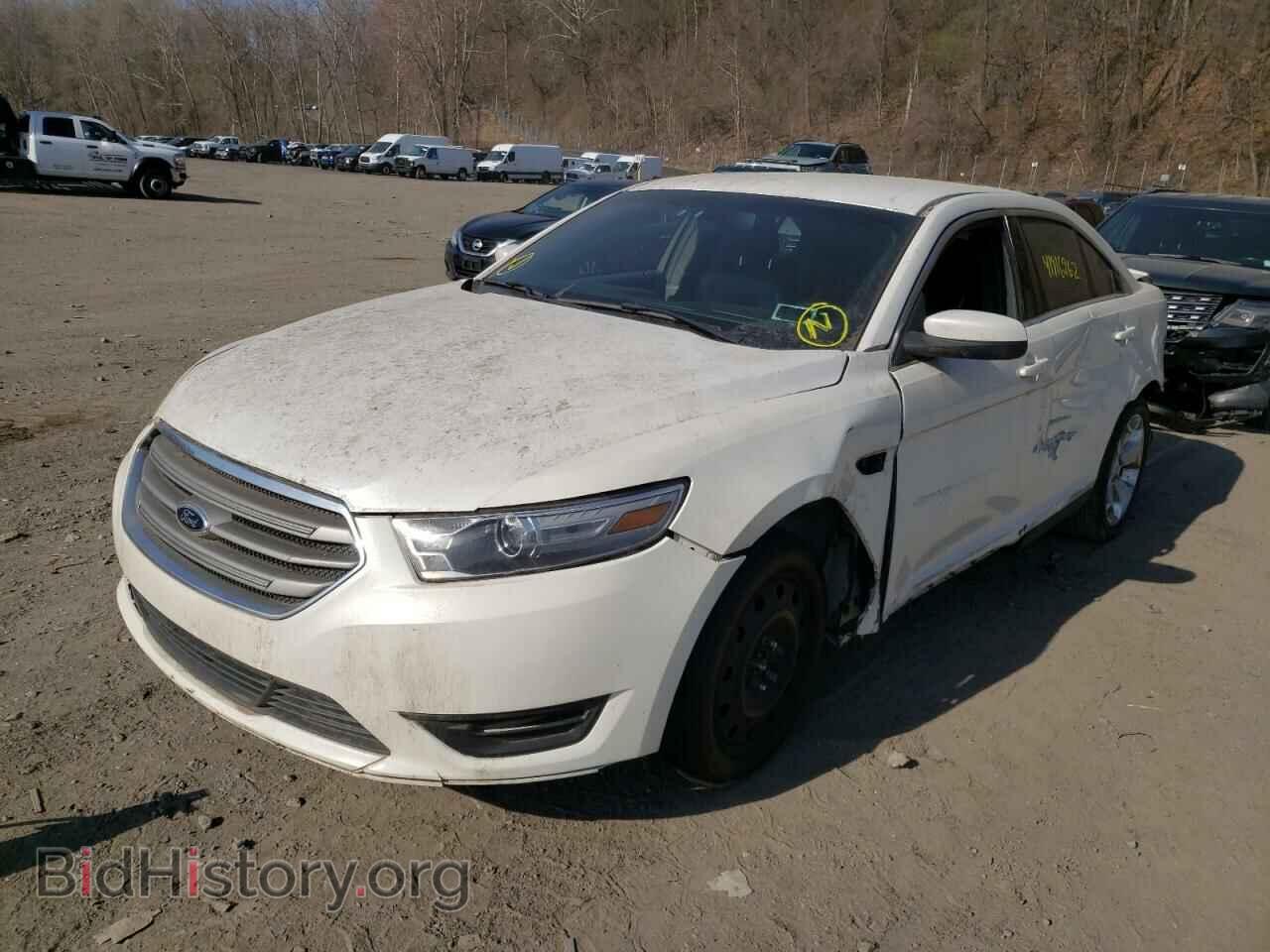 2013 FORD TAURUS - VIN: 1FAHP2E8XDG123834 - Фото 2