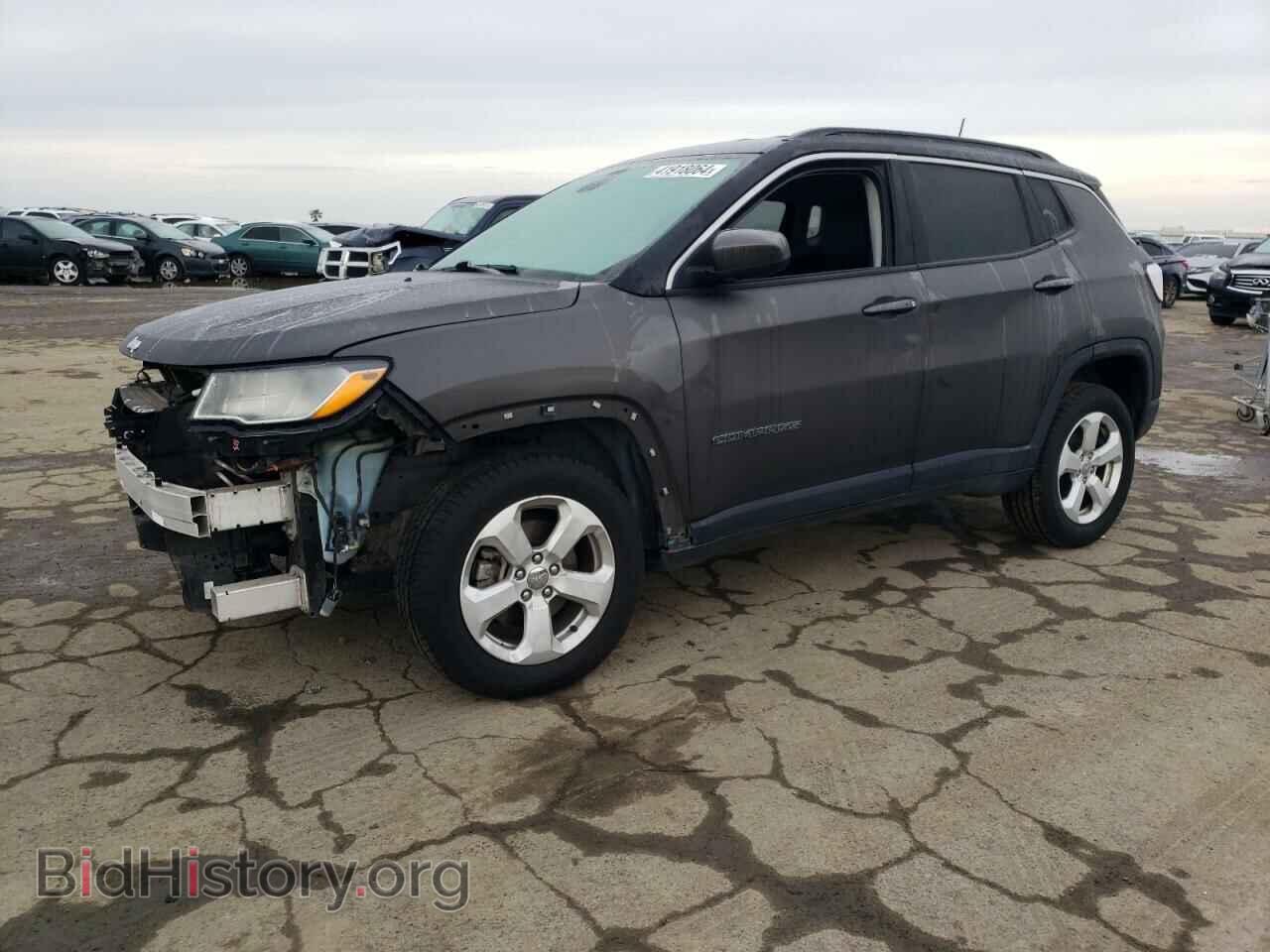 Фотография 3C4NJDBB2JT136109 - JEEP COMPASS 2018