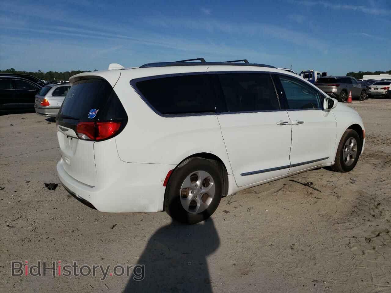 2017 CHRYSLER PACIFICA - VIN: 2C4RC1EG2HR837683 - Фото 3