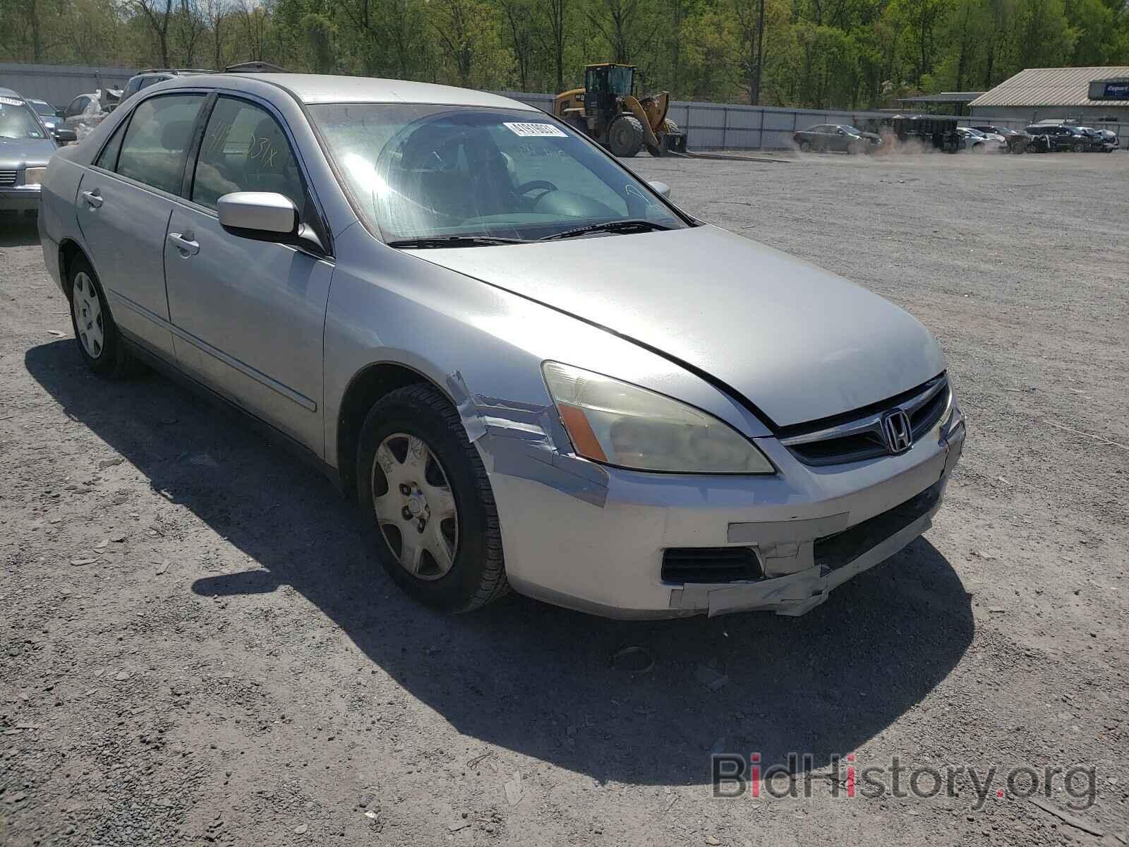 Photo 1HGCM56447A049877 - HONDA ACCORD 2007