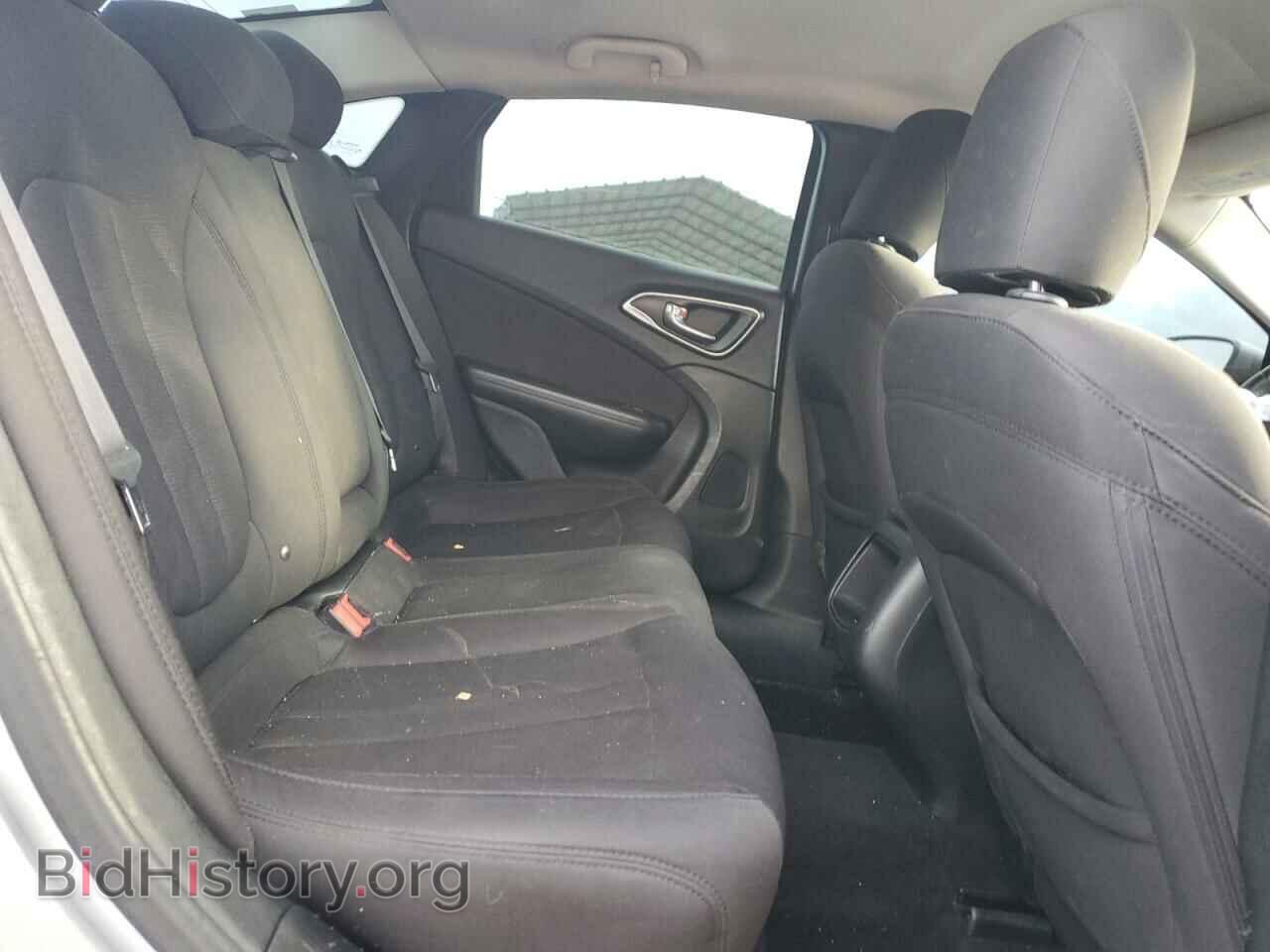 2015 CHRYSLER 200 - VIN: 1C3CCCAB8FN599008 - Фото 10