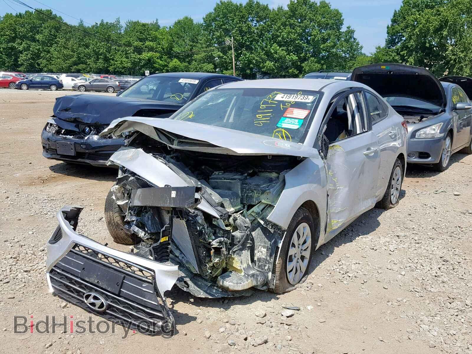 2019 HYUNDAI ACCENT - VIN: 3KPC24A33KE057634 - Фото 2