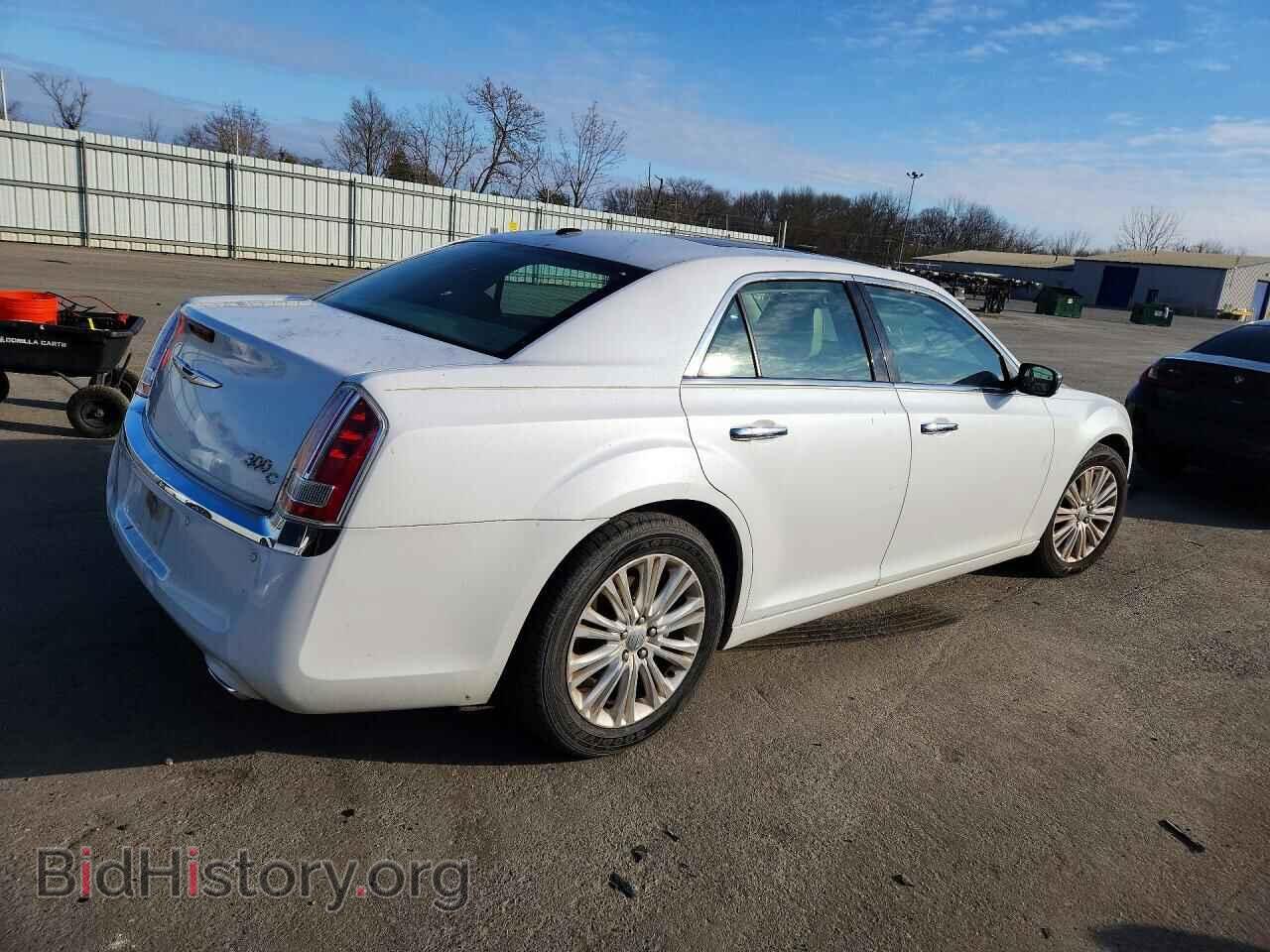 2014 CHRYSLER 300C - VIN: 2C3CCAKT2EH142262 - Фото 3