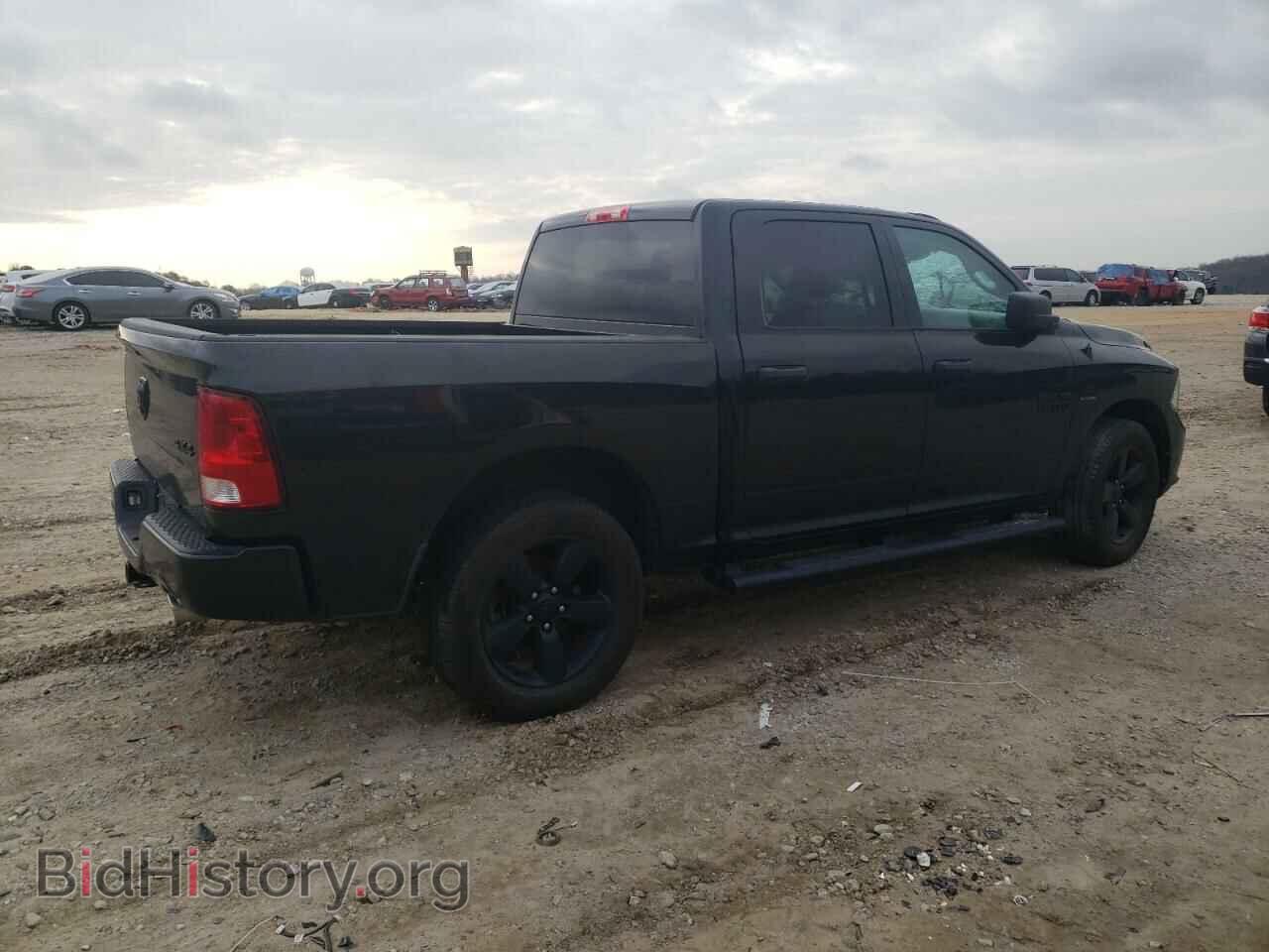 2017 RAM 1500 - VIN: 3C6RR7KT3HG735535 - Фото 3
