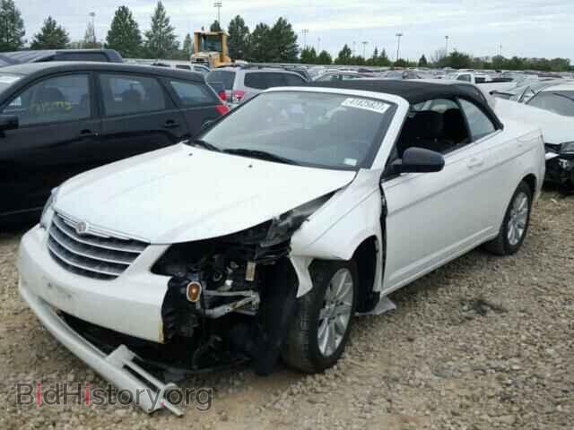 2010 CHRYSLER SEBRING - VIN: 1C3BC4EB4AN102850 - Фото 2