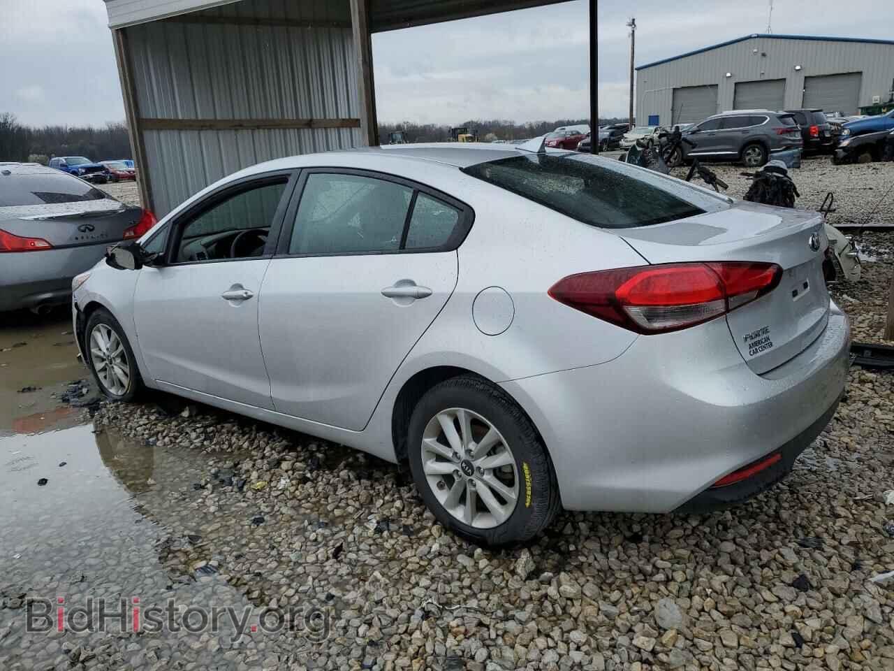 2017 KIA FORTE - VIN: 3KPFL4A78HE073690 - Фото 2
