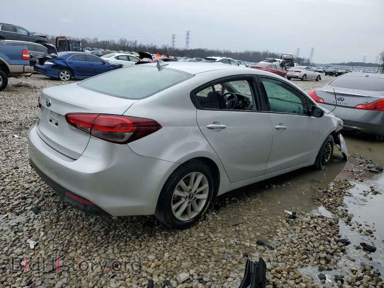 2017 KIA FORTE - VIN: 3KPFL4A78HE073690 - Фото 3
