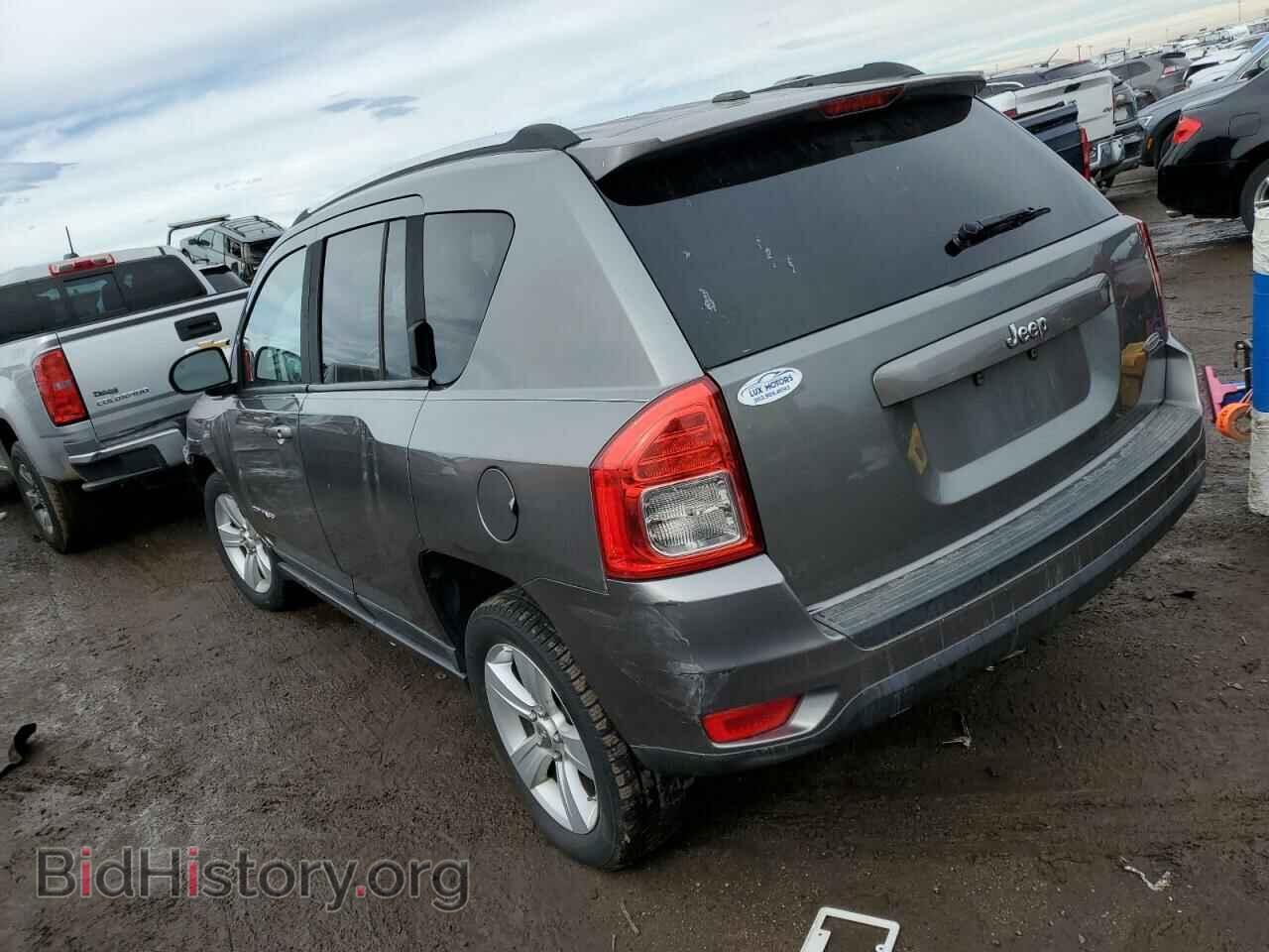 2011 JEEP COMPASS - VIN: 1J4NT1FA7BD253566 - Фото 2