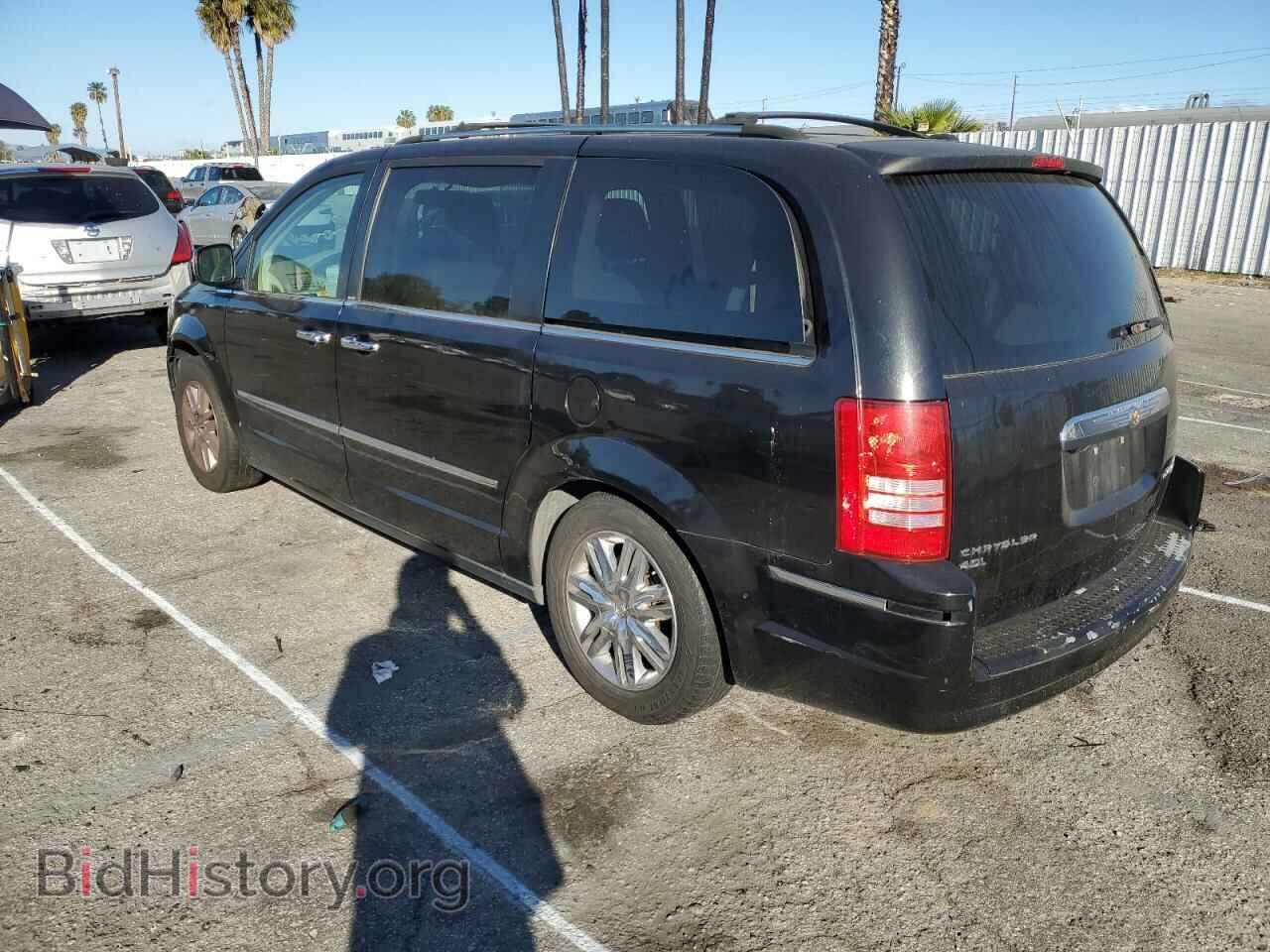 2009 CHRYSLER MINIVAN - VIN: 2A8HR64X19R670803 - Фото 2