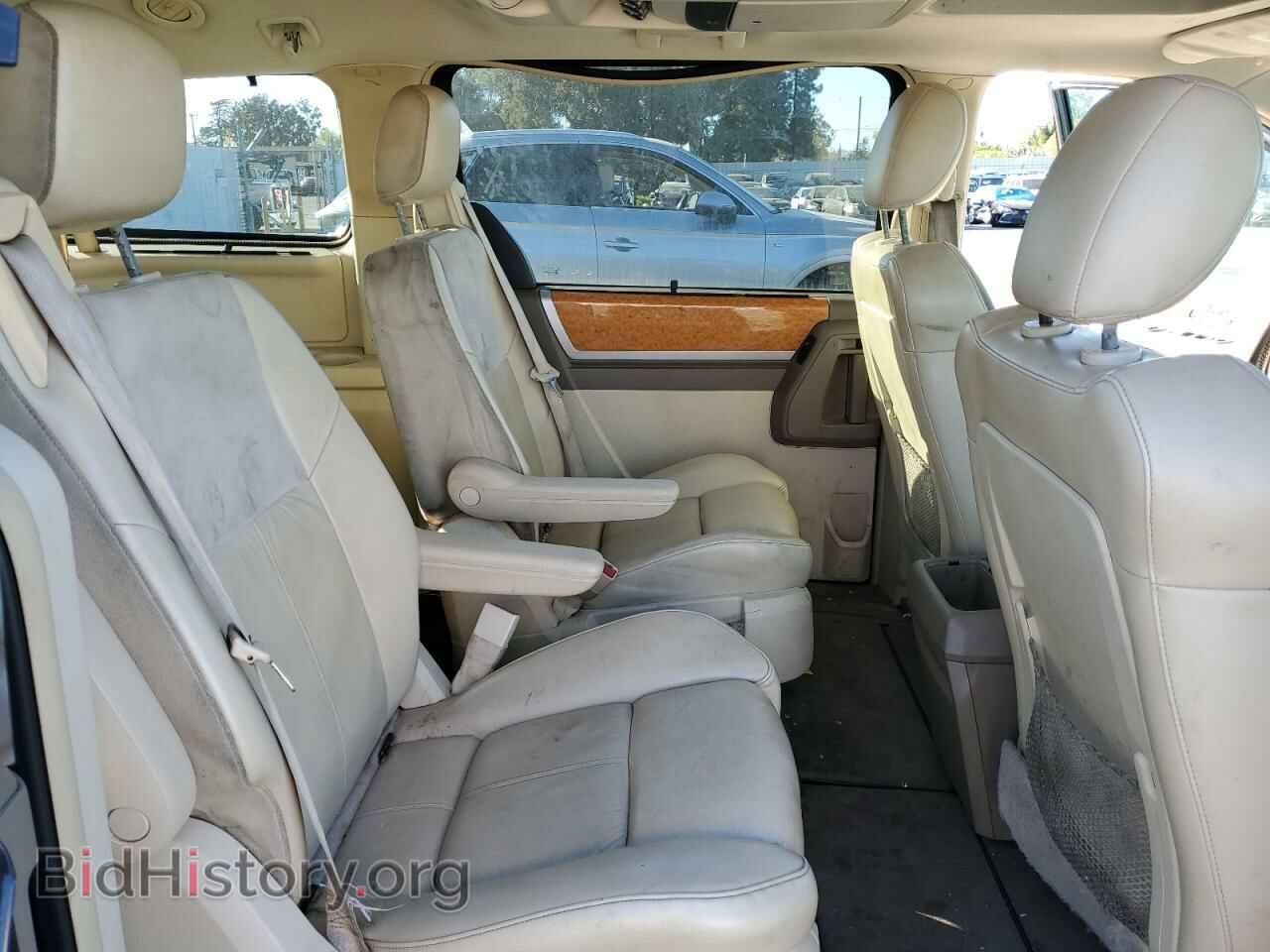2009 CHRYSLER MINIVAN - VIN: 2A8HR64X19R670803 - Фото 10