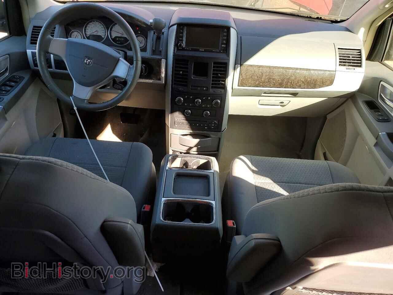 2010 DODGE CARAVAN - VIN: 2D4RN5DX2AR140557 - Фото 8