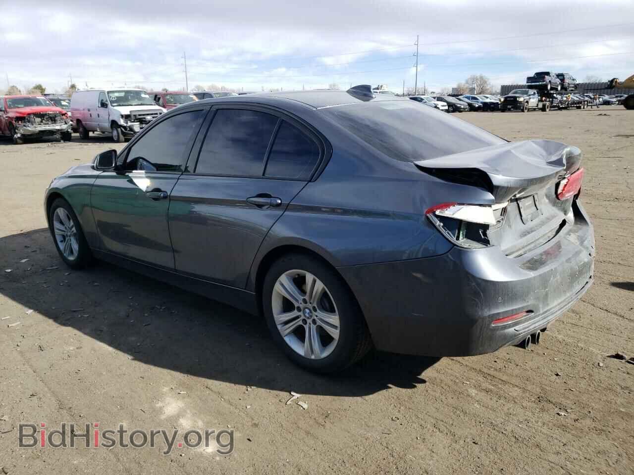2016 BMW 3 SERIES - VIN: WBA8E3G56GNU05796 - Фото 2