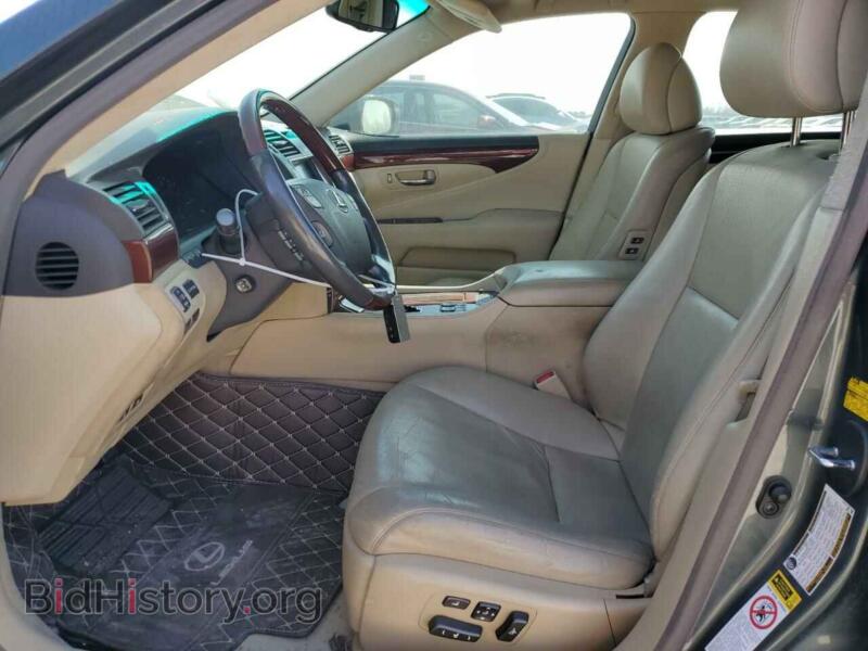 2007 Lexus LS460 (VIN JTHGL46F375008937) — photo 7 of 12