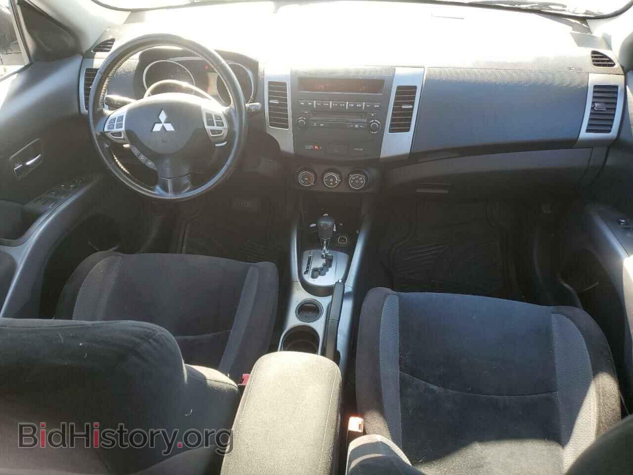 2010 MITSUBISHI OUTLANDER - VIN: JA4AS2AW4AZ005268 - Фото 8
