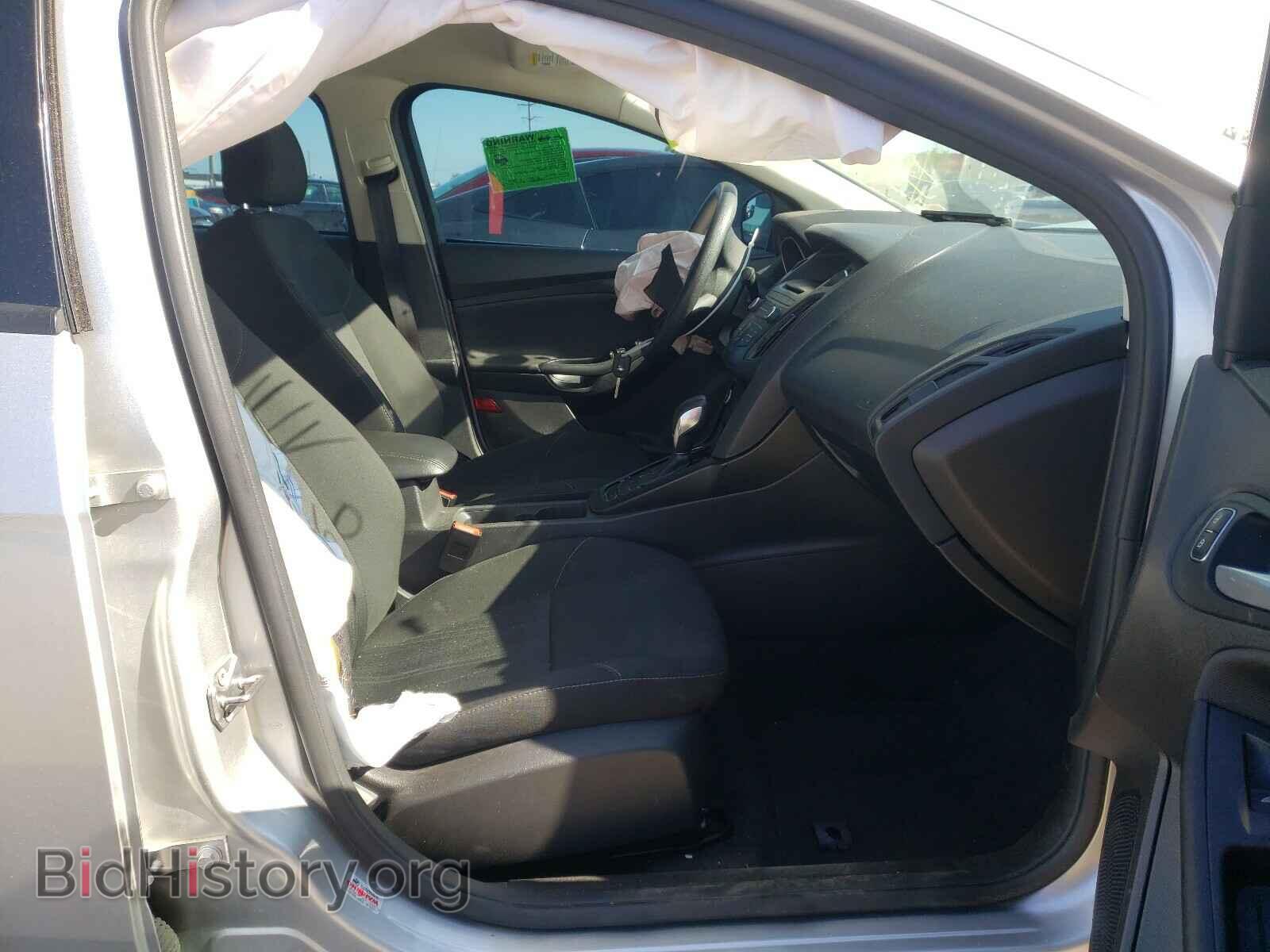 2017 FORD FOCUS - VIN: 1FADP3F29HL340318 - Photo 5