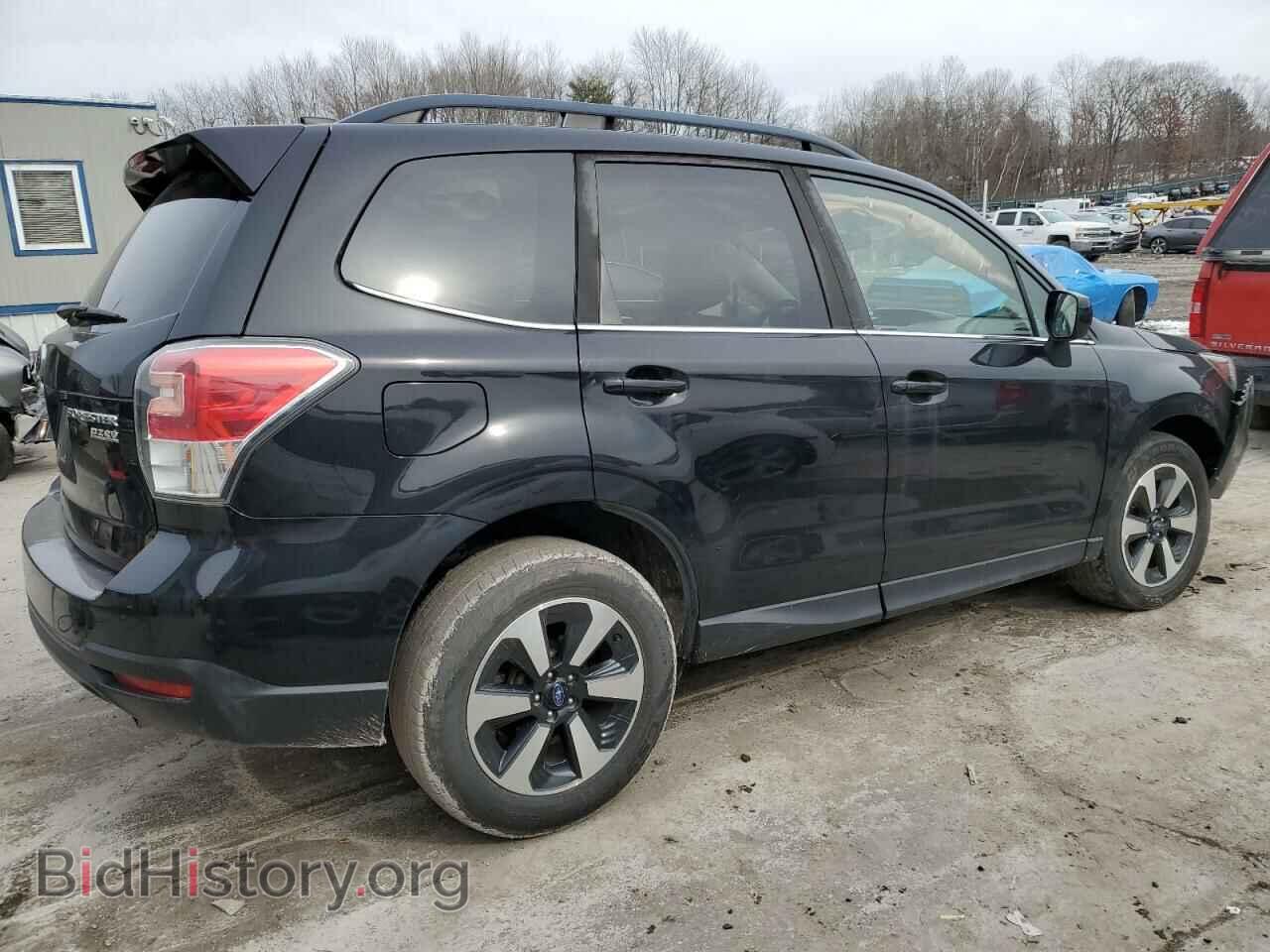 2017 SUBARU FORESTER - VIN: JF2SJALC3HH416205 - Фото 3
