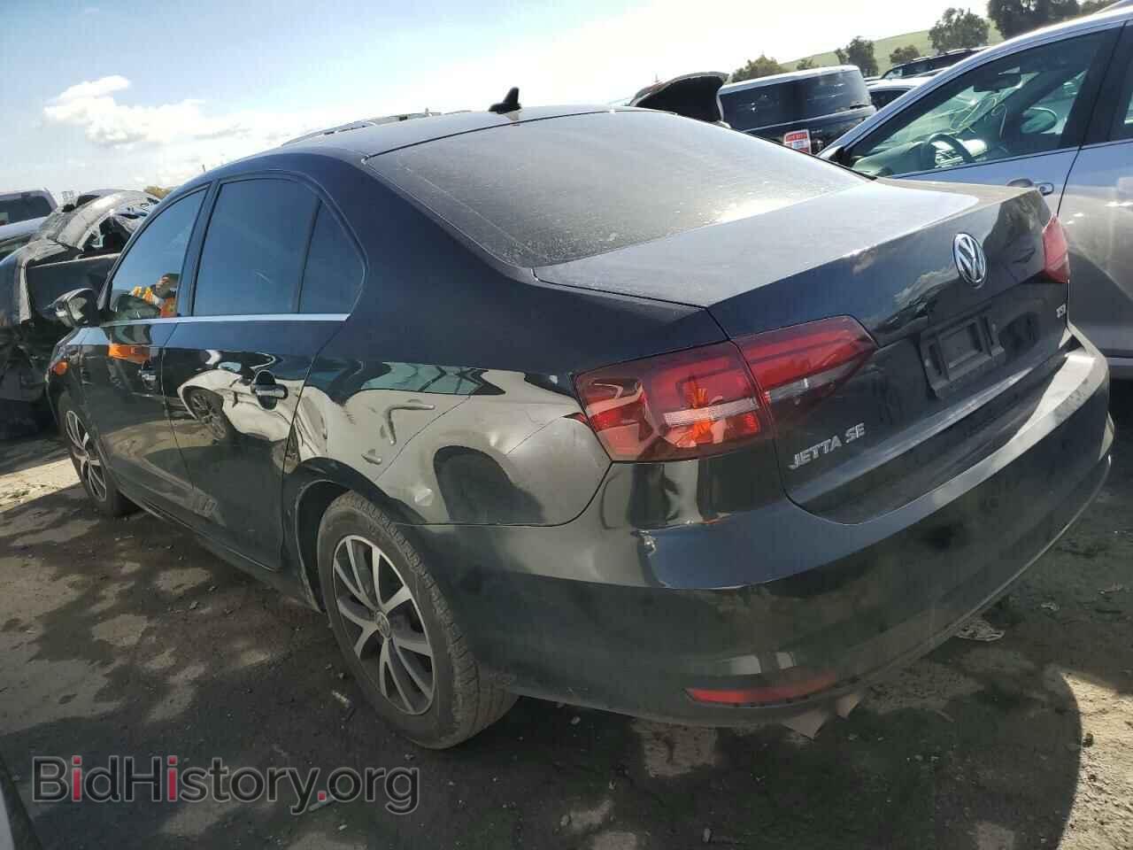 2017 VOLKSWAGEN JETTA - VIN: 3VWDB7AJ3HM204471 - Фото 2