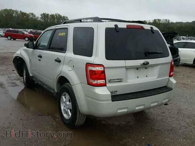 2009 FORD ESCAPE - VIN: 1FMCU03769KA08711 - Фото 3