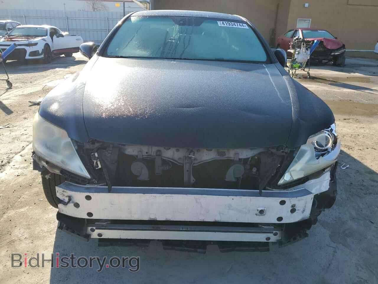 2012 LEXUS LS460 - VIN: JTHBL5EF1C5112502 - Photo 5