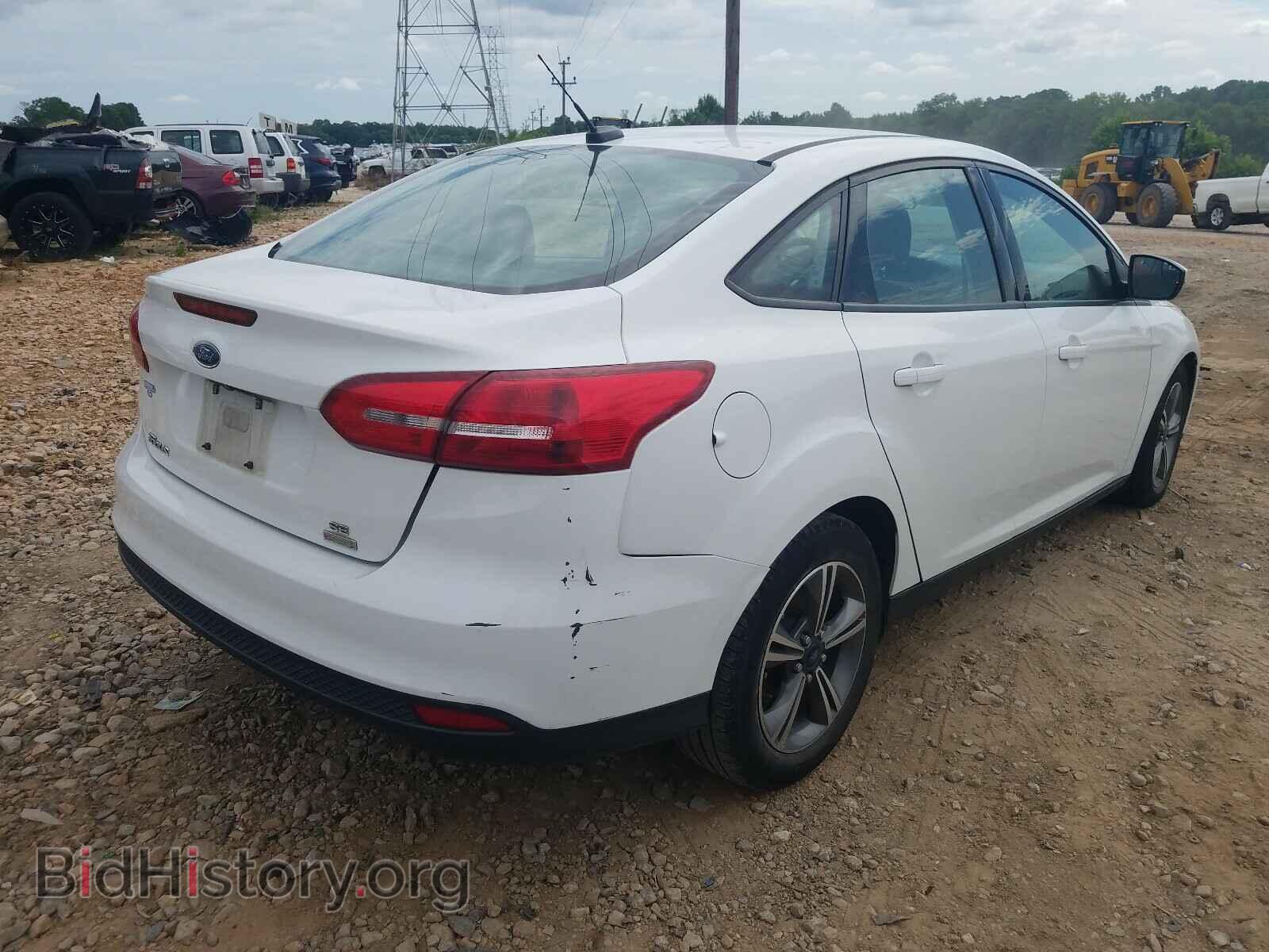 2016 FORD FOCUS - VIN: 1FADP3FE2GL201205 - Photo 4