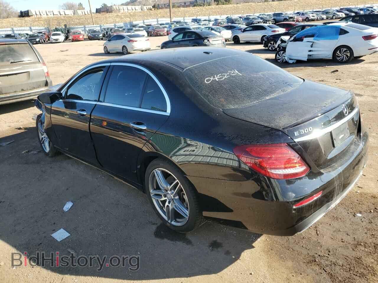 2017 MERCEDES-BENZ E-CLASS - VIN: WDDZF4JB6HA098864 - Фото 2