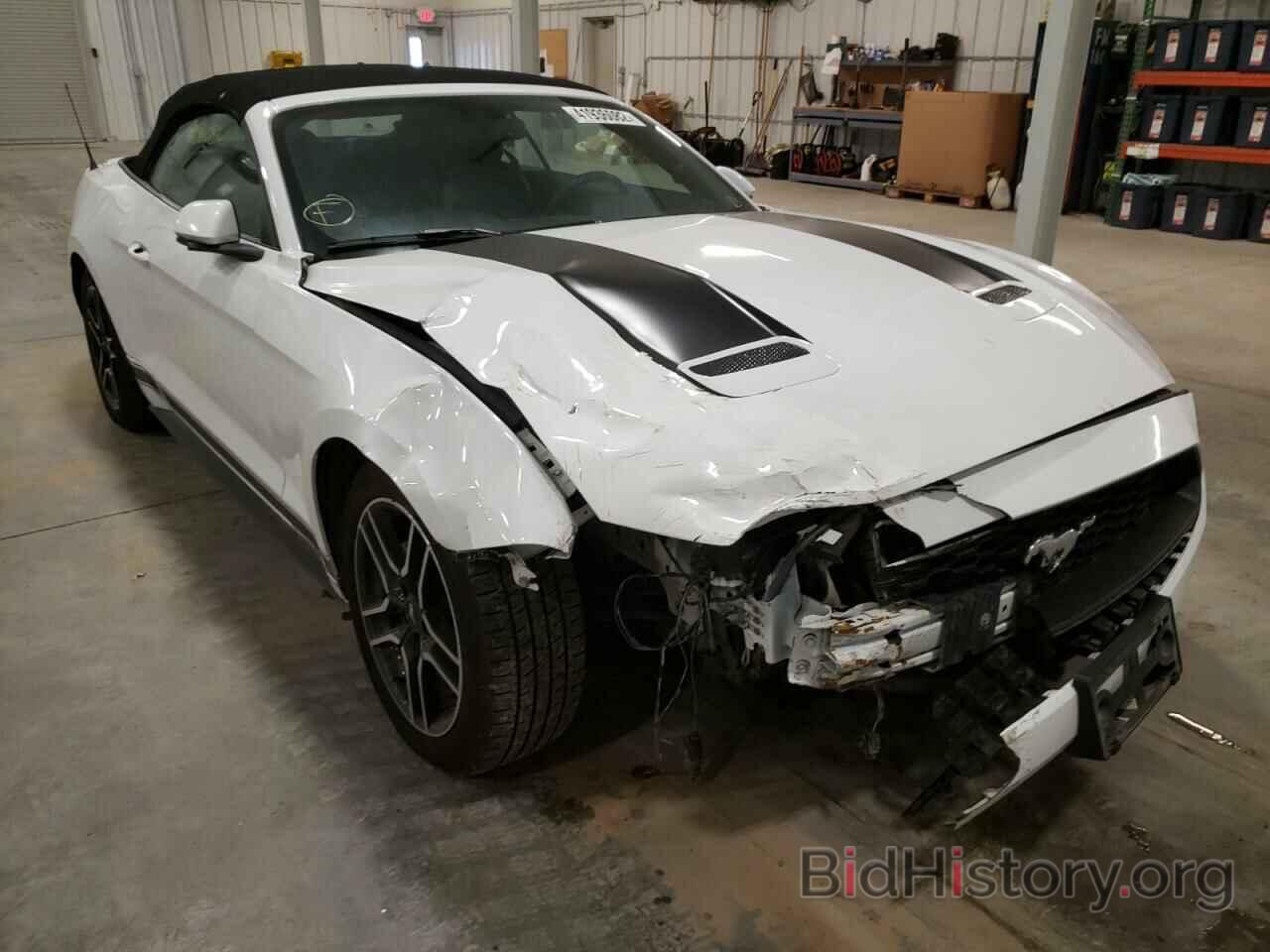 Photo 1FATP8UH7L5125761 - FORD MUSTANG 2020