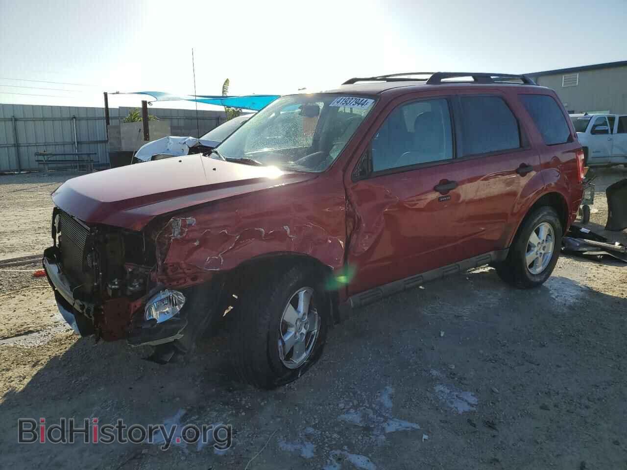 Фотография 1FMCU0DG9AKD05135 - FORD ESCAPE 2010