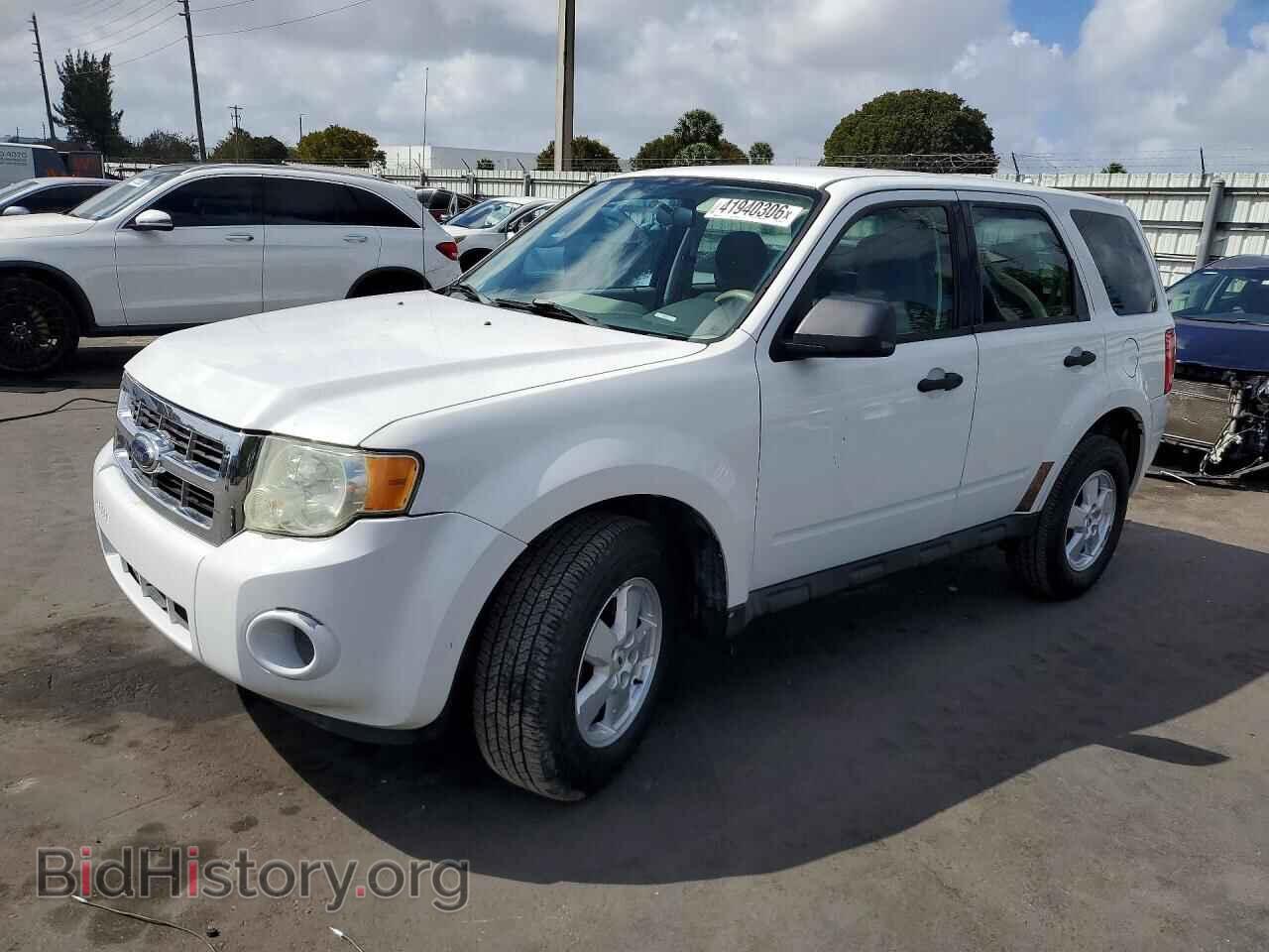 Фотография 1FMCU0C73AKB03313 - FORD ESCAPE 2010