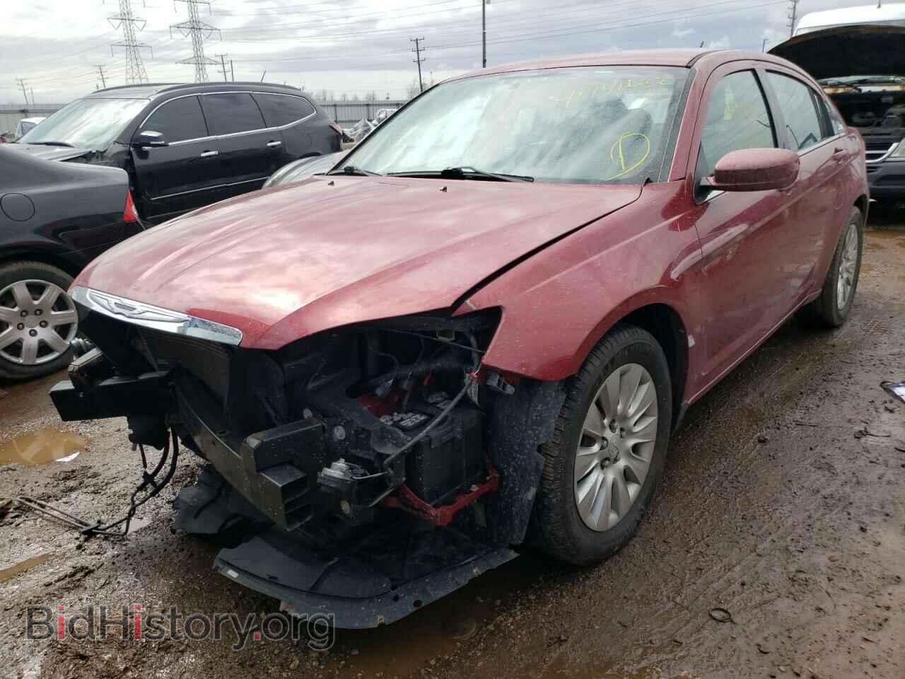 2013 CHRYSLER 200 - VIN: 1C3CCBAG9DN738761 - Фото 2