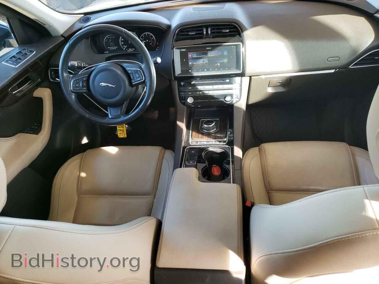 2017 JAGUAR F-PACE - VIN: SADCK2BV9HA492470 - Фото 8