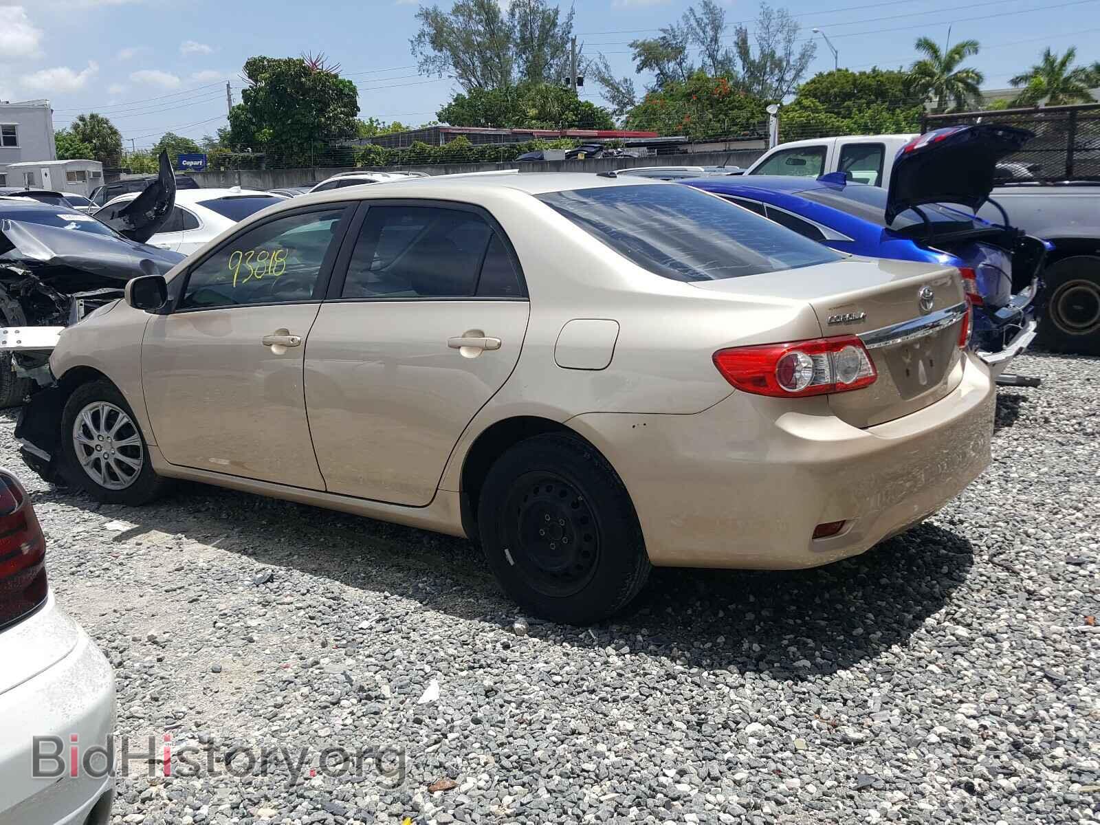 2011 TOYOTA COROLLA - VIN: 2T1BU4EE8BC554808 - Фото 3