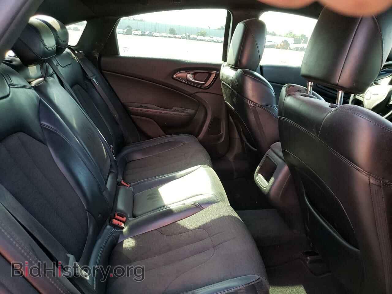 2016 CHRYSLER 200 - VIN: 1C3CCCBB9GN138402 - Фото 6