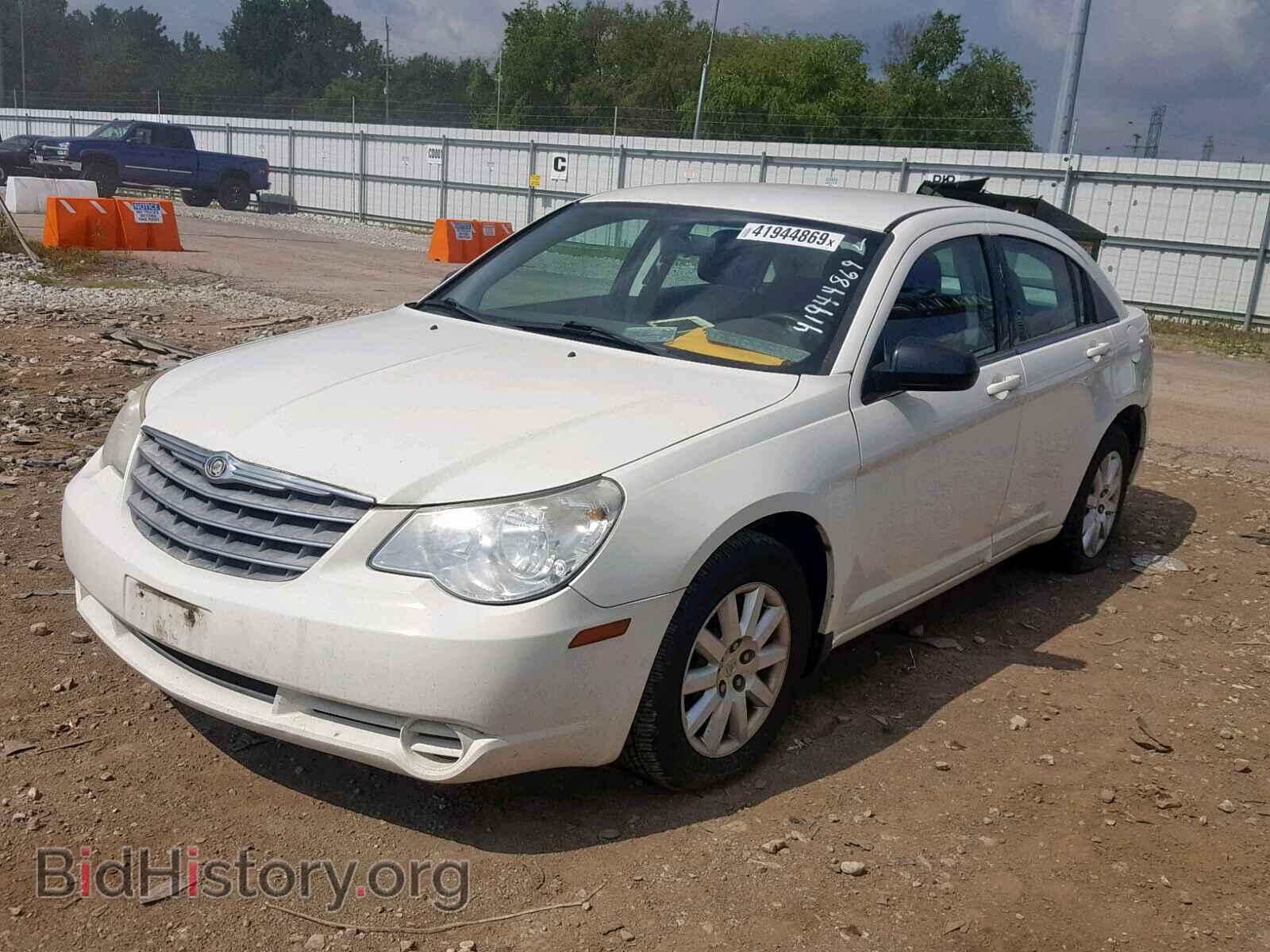 2010 CHRYSLER SEBRING - VIN: 1C3CC4FD4AN118227 - Фото 2