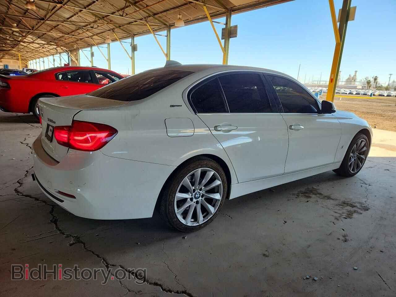 2017 BMW 3 SERIES - VIN: WBA8E1C36HA158720 - Фото 3